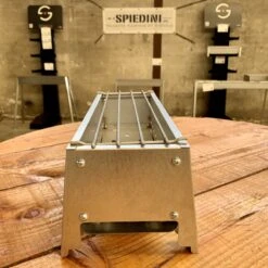 Spiedini Saté-bbq Bali 40 Mini - Kleine, Smalle Houtskoolbarbecue Met Horizontaal Rooster Voor Sate Of Andere Spiesjes - 40 Cm Lang, 11 Cm Breed, 14 Cm Hoog - Ideaal Voor Tuin- Of Open Haard, Of Balkon - Materiaal: Gealuminiseerd Ijzer -Keuken BBQ 1200x1200 25