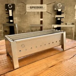 Spiedini Saté-bbq Bali 40 Mini - Kleine, Smalle Houtskoolbarbecue Met Horizontaal Rooster Voor Sate Of Andere Spiesjes - 40 Cm Lang, 11 Cm Breed, 14 Cm Hoog - Ideaal Voor Tuin- Of Open Haard, Of Balkon - Materiaal: Gealuminiseerd Ijzer -Keuken BBQ 1200x1200 28