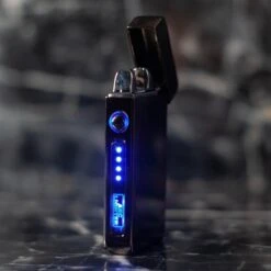 Merkloos Cuberna Elektrische Plasma USB Aansteker Met Batterij Indicator Ice Black - Wind En Storm Bestendig - Geschikt Voor Kaarsen, Vuurwerk, Sigaretten En BBQ -Keuken BBQ 1200x1200 456
