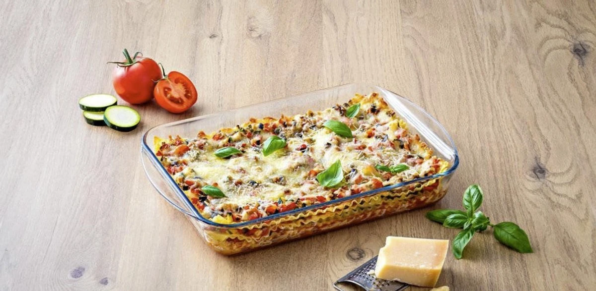 Pyrex - Essentials Lasagne Schaal 4,5 Liter - Transparant 5 Pyrex - Essentials Lasagne Schaal 4,5 Liter - Transparant - Afbeelding 3