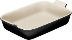 Le Creuset Ovenschaal Heritage Ebbenzwart - 26 X 19 Cm / 2.4 Liter 4 Le Creuset Ovenschaal Heritage Ebbenzwart - 26 X 19 Cm / 2.4 Liter -Keuken BBQ 1200x674