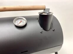 Compacte Draagbare Kolen BBQ Van Wolff BBQ - Handig Voor Op De Camping Op Het Strand Of In Een Park - Smoker Barbecue - Draagbare Lichtgewicht Bbq - Met Thermometer En Lucht Doorvoer. Laat Je Vlees Langzaam Garen. -Keuken BBQ 1200x899 3