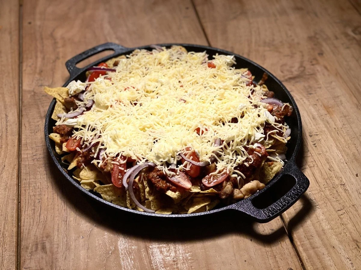 Valhal Outdoor Skillet / Plancha / Koekenpan - Gietijzer - Diameter 35cm, Twee Handvatten, VH35F 18 Valhal Outdoor Skillet / Plancha / Koekenpan - Gietijzer - Diameter 35cm, Twee Handvatten, VH35F - Afbeelding 16