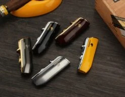 Cohiba® Sigarenaansteker - Sigarenboor - Sigaren - Sigaar - Cohiba Aansteker - Sigarenboor - Sigaren Accessoires - Sigarenknipper - Sigaar Aansteker - Cohiba - Incl. Luxe Geschenkdoos - Zwart -Keuken BBQ 1200x934 2
